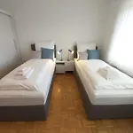 Hubis
